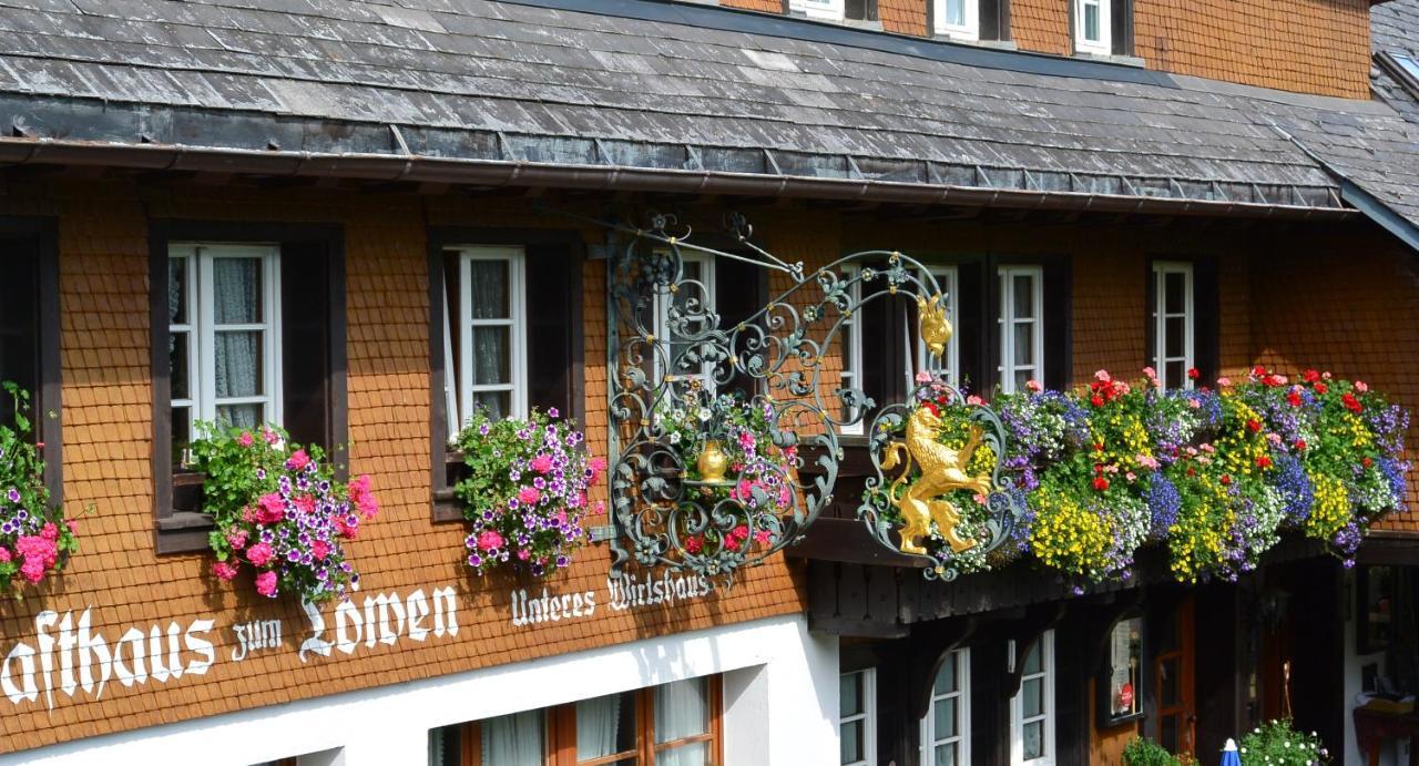 Hotel Zum Loewen - Unteres Wirtshaus Titisee-Neustadt Ngoại thất bức ảnh
